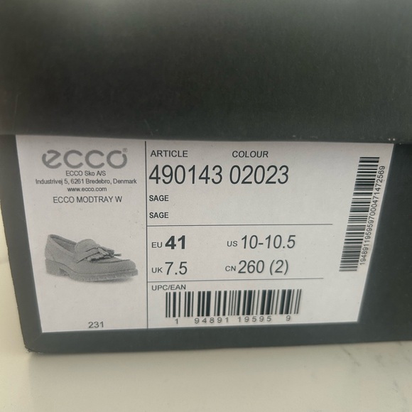 BRAND NEW Never Worn ECCO Loafers - Picture 5 of 5